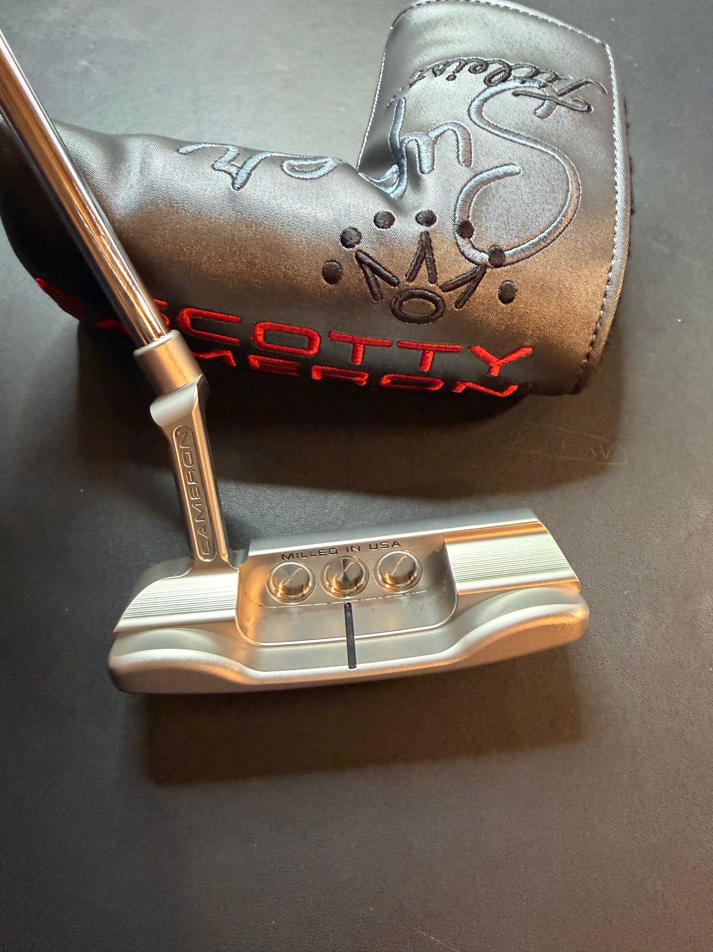 Scotty Cameron Super Select NEWPORT+   34 inches   Right Handed BRAND NEW